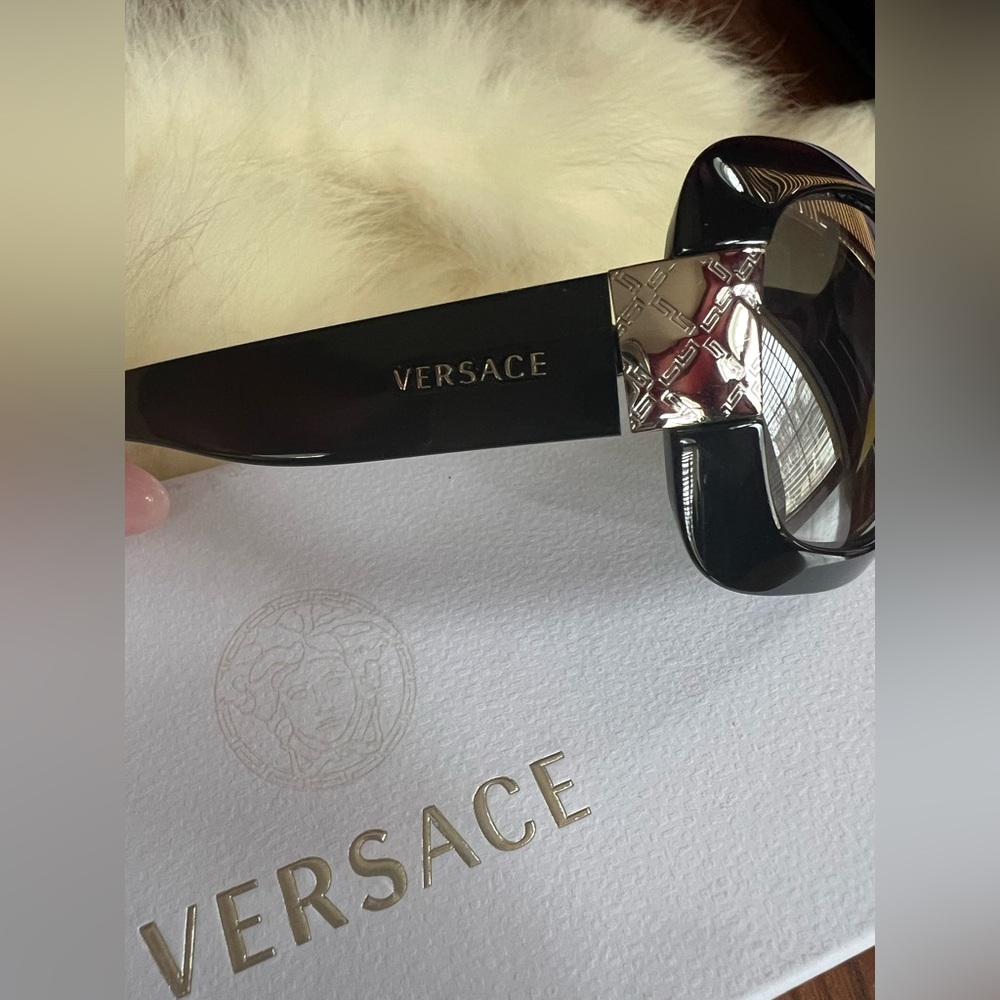 Versace Black w/Silver Sunglasses with original box, carry case and tags